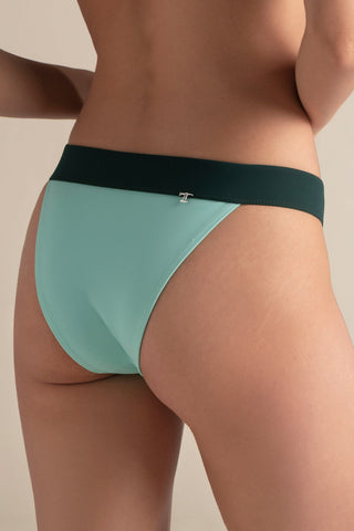Bottom clásico azul claro