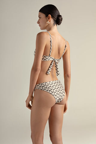 Bottom clásico beige