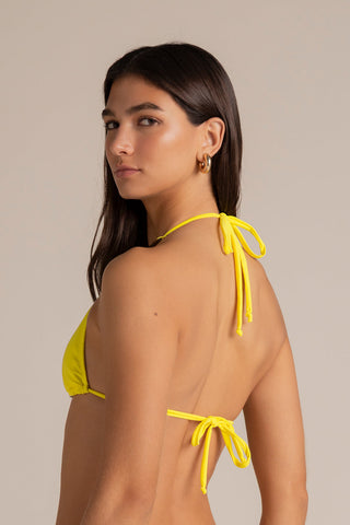 Top triángulo grande Amarillo