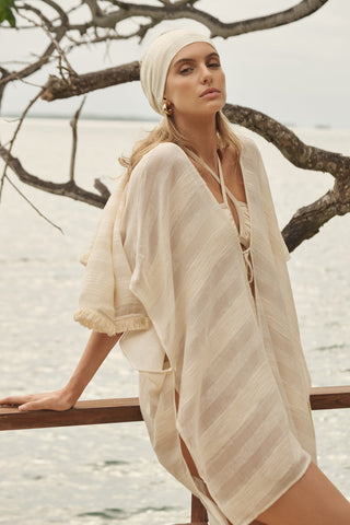 Cover up corto marfil