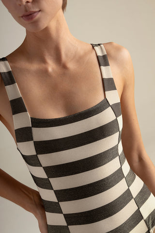 Entero clásico rayas negro