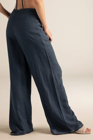 Pantalón azul oscuro