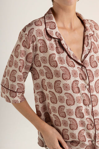 Pijama short estampada café