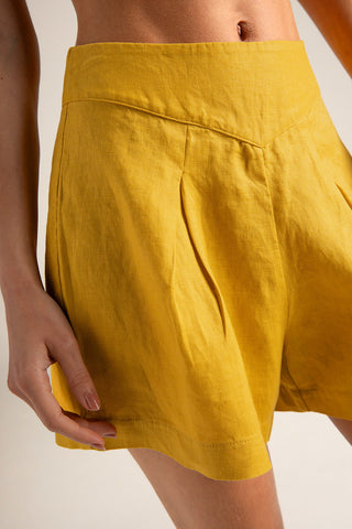 Short Amarillo