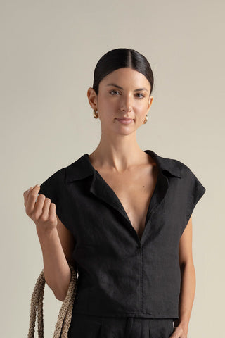 Top manga corta negro