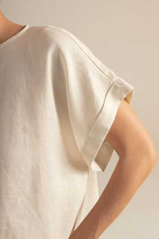 Top manga corta marfil