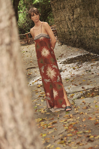 Vestido largo estampado terracota