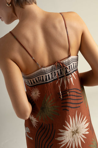 Vestido largo estampado terracota