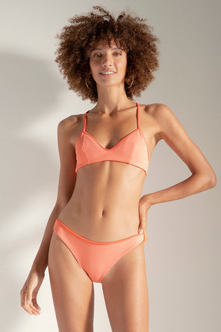 Top Deportivo con Textura en Rib y Sesgo