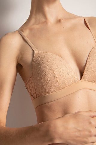 Brasier triangular con copa, Color Piel