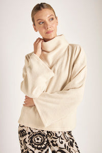 Buzo mix & match con cuello alto