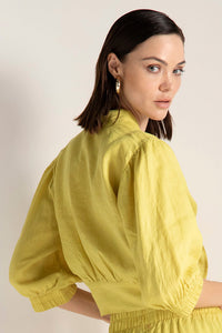 Camisa en lino, manga abajo del codo, Color Amarillo