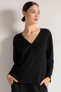 Camisa manga larga con escote en v, Color Negro