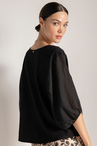 Camiseta cuello redondo, Color Negro