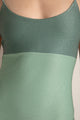 Entero clásico con cuello redondo, Color Verde