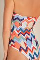 Entero strapless estampado geométrico