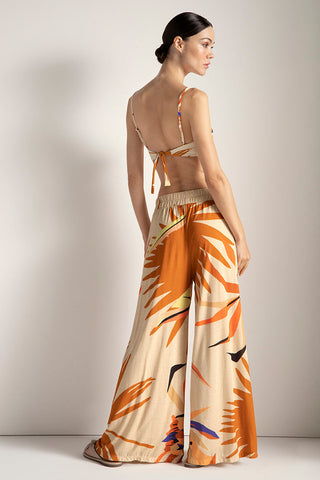 Pantalón con estampado, bota amplia
