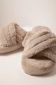 Pantuflas tipo sandalias con tiras entrecruzadas Color Piel