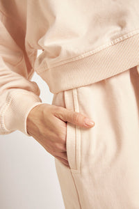 Set Pantalón y Buzo Color Crema