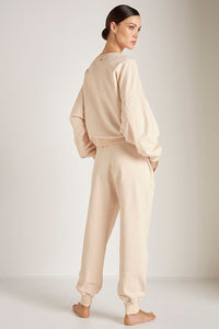 Set Pantalón y Buzo Color Crema