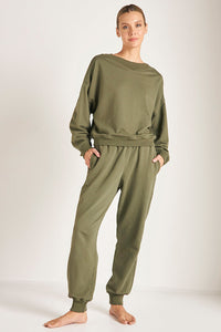 Set Pantalón y Buzo Color Verde