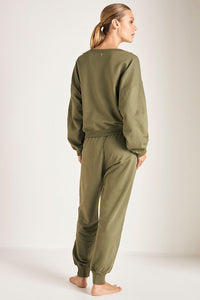 Set Pantalón y Buzo Color Verde