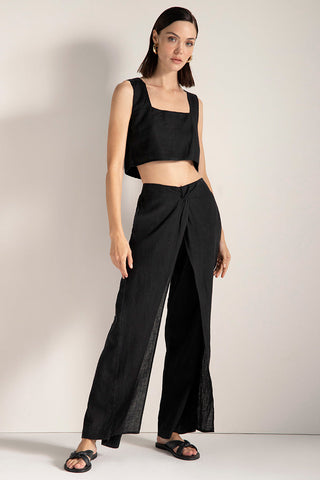 Top corto con escote cuadrado, Color Negro