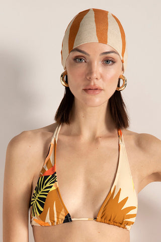 Top triángulo mediano, estampado de hojas
